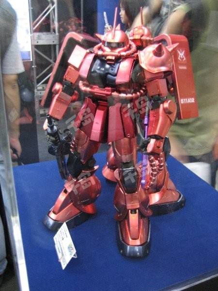 PG MS-06S 指挥官用型扎古II 夏亚·阿兹纳布尔机 全色涂装 Ver.