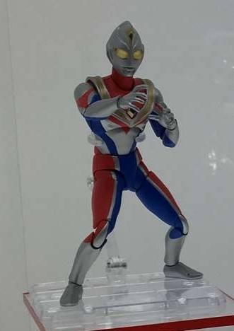 SHF 戴拿奥特曼