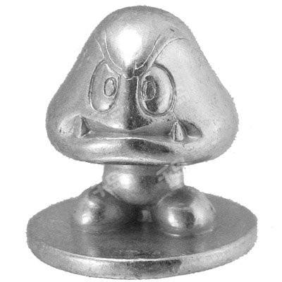 New Super Mario Brothers Wii Metal Mascot 栗子球 Silver Ver.