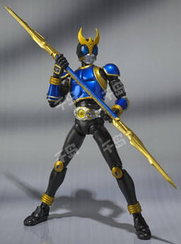 SHF 假面骑士 Kuuga Rising Dragon Form Rising Dragon Form