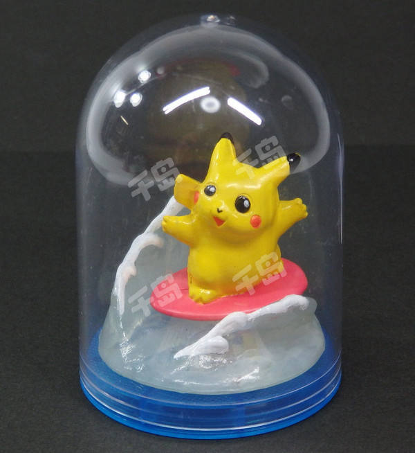 Pokémon Diorama 皮卡丘 Surfing Pikachu