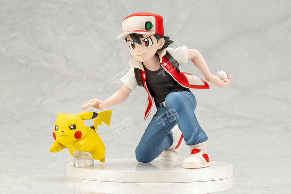 Pokémon Center Original Figure 皮卡丘 红 