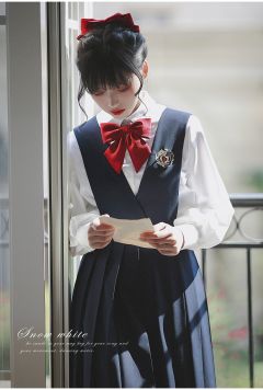 白雪姬·套装-资料图