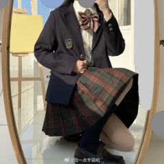 太空人西服-资料图