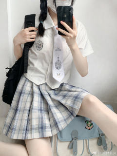 樱野川·水手服-资料图