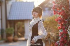 红与蓝之歌-资料图