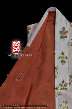 四季花卉遍地开妆花纱褙心-资料图