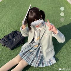墨镜蛙蛙-资料图