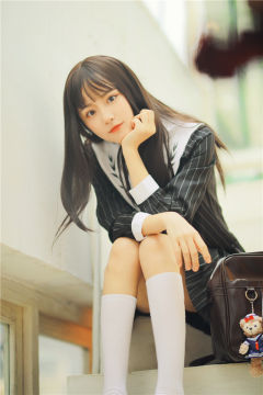 星穗 中间服-资料图