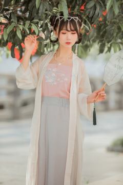 云初·褙子-资料图