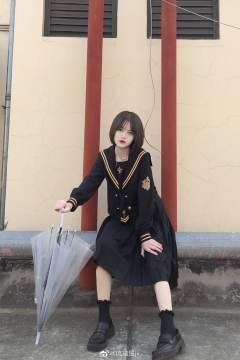 皇家巧克力·水手服套装-资料图
