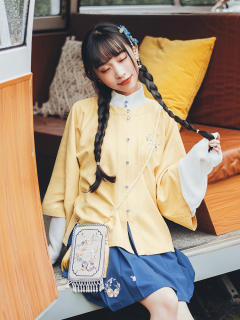 小轩窗·手机包-资料图