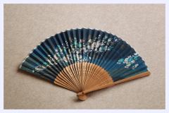 亞麻 摺扇 聚頭扇-资料图