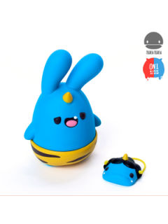 Blue-资料图