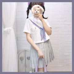 极光 夏服-资料图
