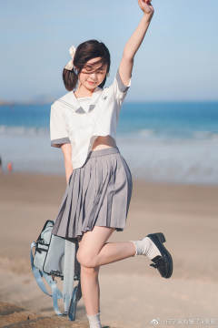 泉鸣中·水手服-资料图