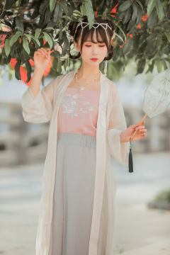 云初·褙子-资料图
