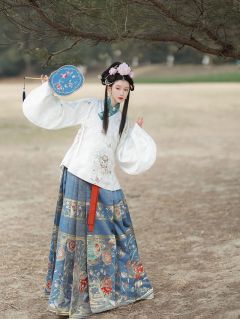 瑶灯会-资料图