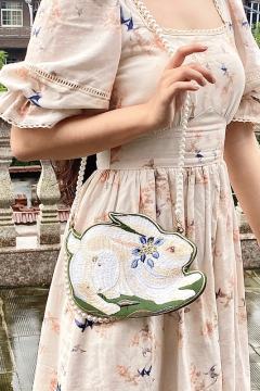 绣花兔子双面异色荷包-资料图
