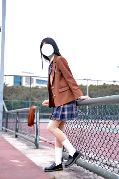 绘空高 西服-资料图