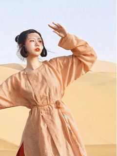 飒清秋-资料图