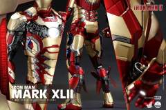 1:4比例珍藏人偶 钢铁侠MARK 42 豪华版-资料图