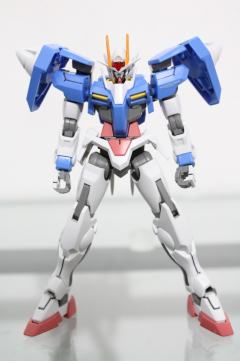 HG00 GN-0000+GNR-010 00强化模组 GN-0000 00高达 GNR-010 0强化战机 设计师配色 Ver.-资料图
