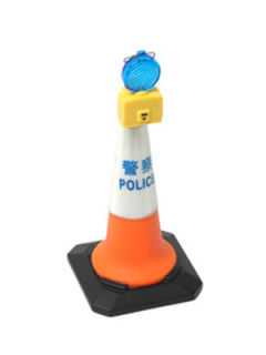 警察雪糕筒+闪灯蓝色-资料图