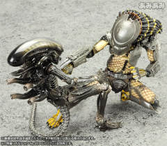 Revoltech 铁血战士 -资料图