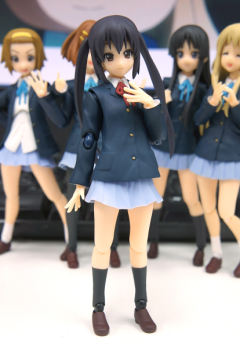 figma#058 秋山澪 校服ver.-资料图