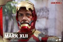 1:4比例珍藏人偶 钢铁侠MARK 42 豪华版-资料图