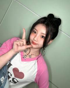 illit_official:SUPER REAL ME r