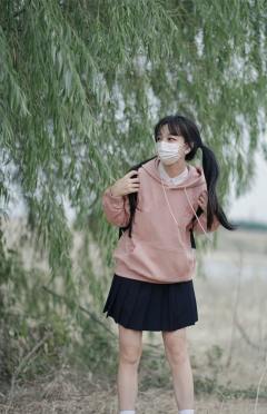 樱花猪 卫衣-资料图