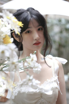 闪闪发光的小贝妮-资料图