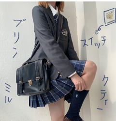 两粒扣西服-资料图