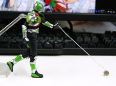 figma#SP-027 假面骑士变色龙 -资料图