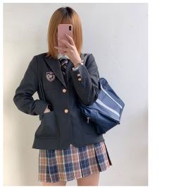 两粒扣西服-资料图