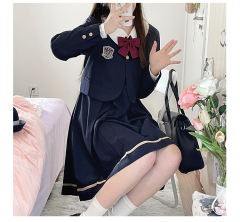 安莉丝女子学院·套装-资料图