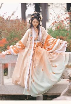 柿子兔兔-资料图