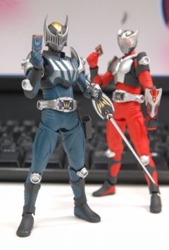 figma#SP-016 假面骑士夜骑 -资料图