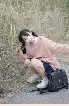 樱花猪 卫衣-资料图
